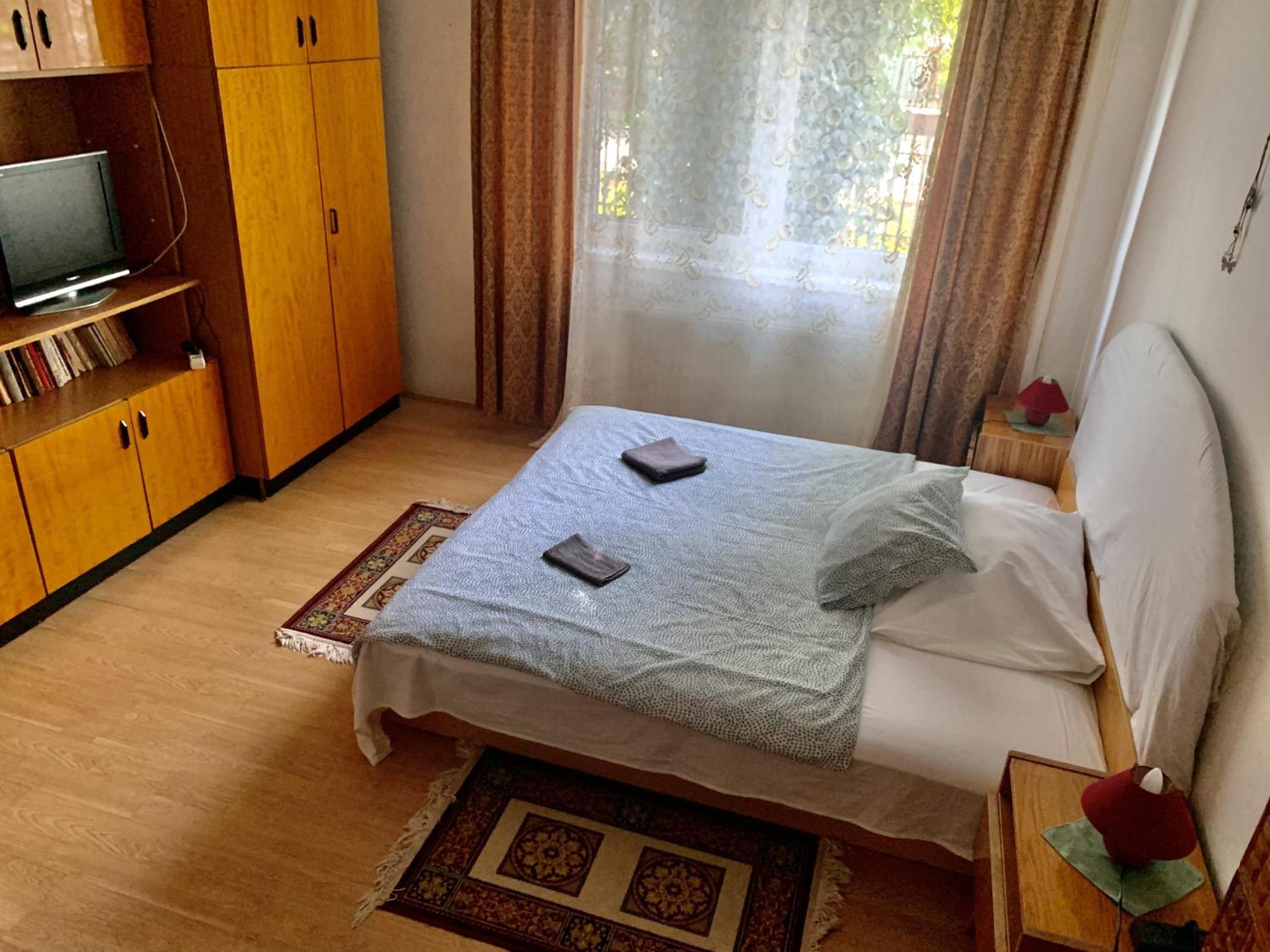 Grany'S Retro Guesthouse Near Budapest Airport Вечийш Екстер'єр фото